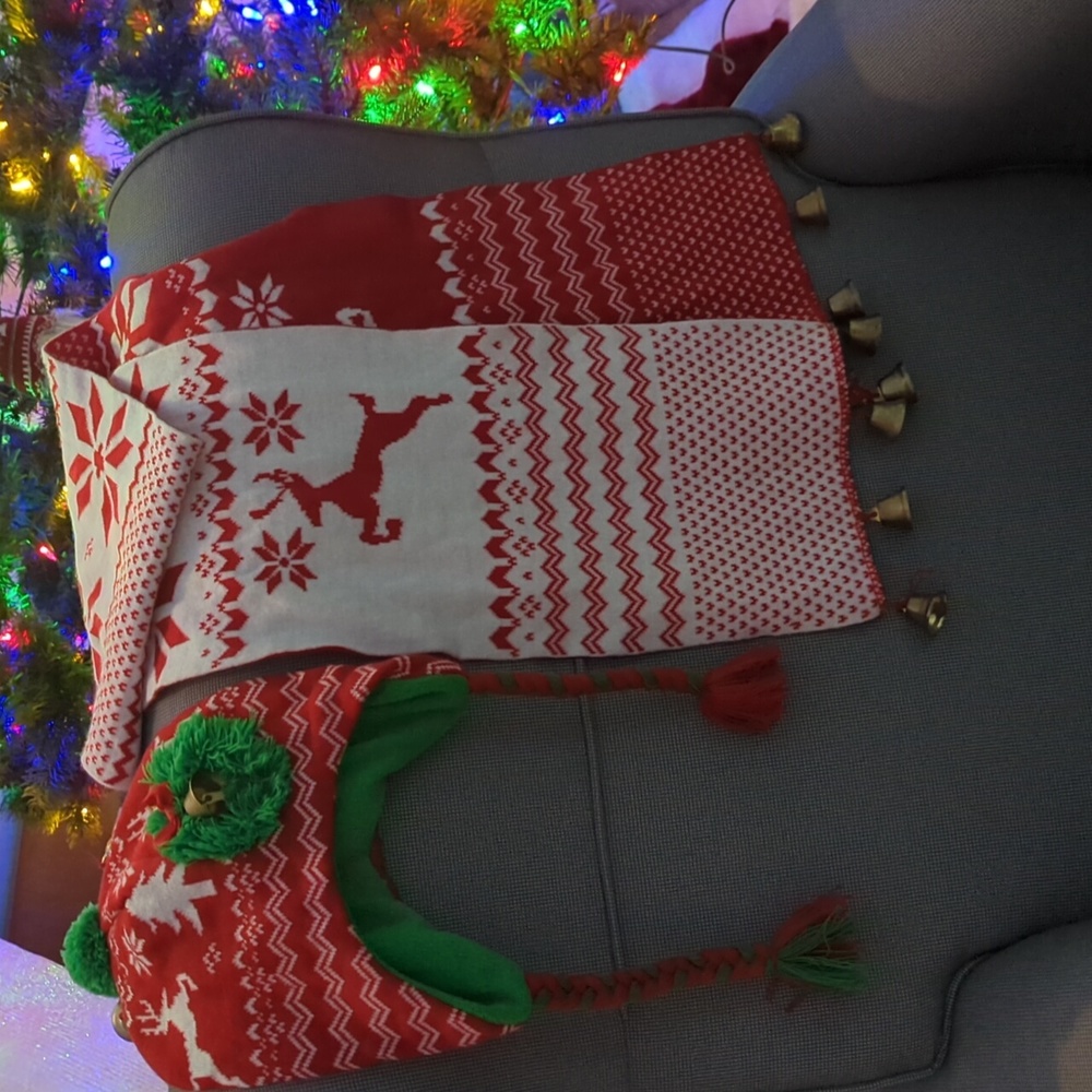 Christmas hat and scarf